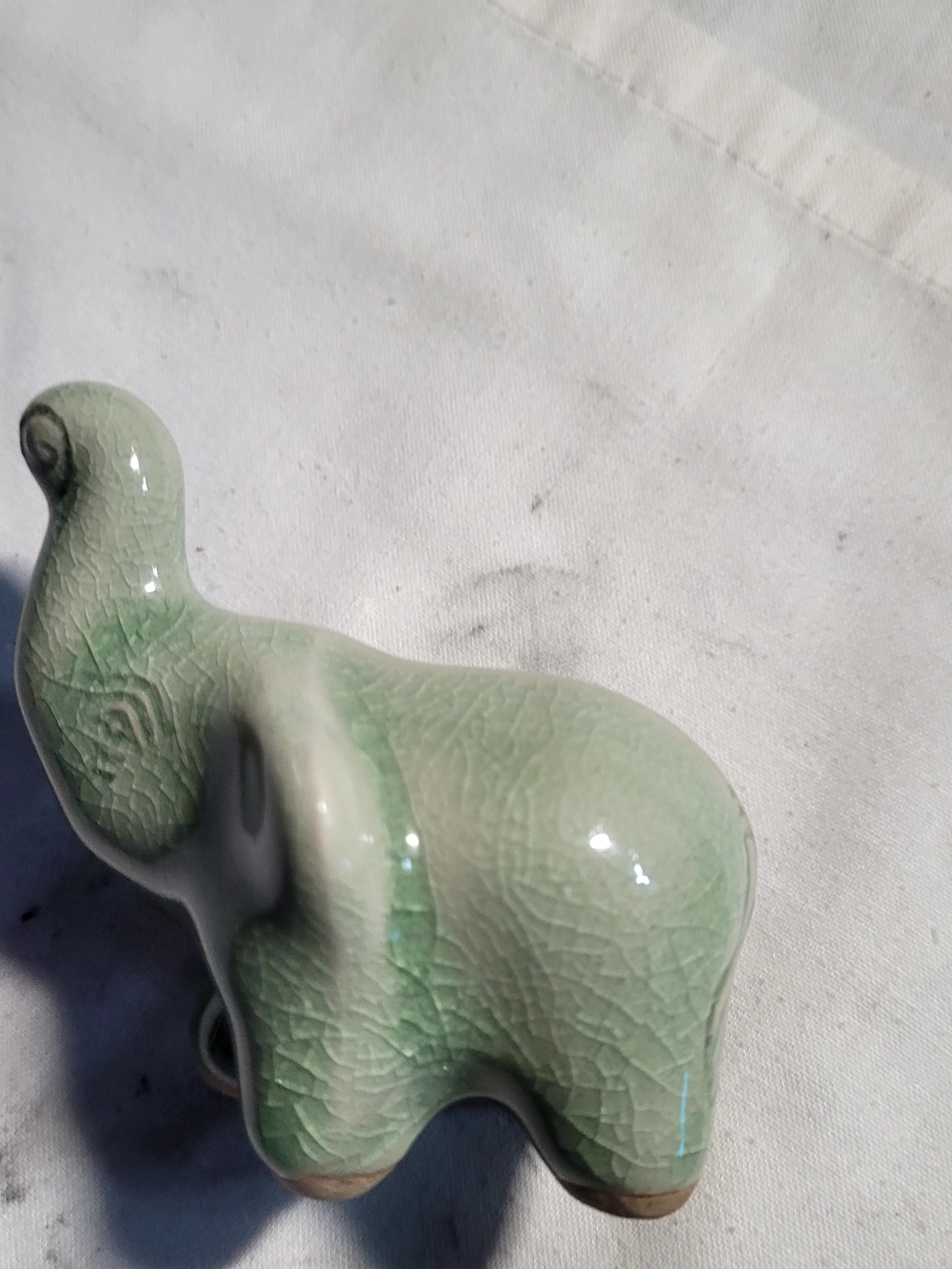 Ceramic Elephant Figurine - Mint Green - Unbranded - Picture 7 of 10